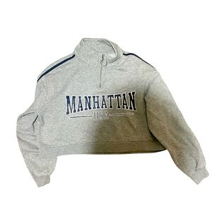 Gray Manhattan USA Cropped Sweatshirt
